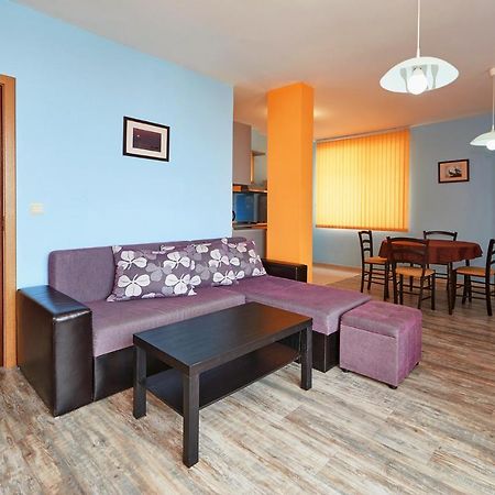 Apartments Dimitrovi Pomorie Exterior photo