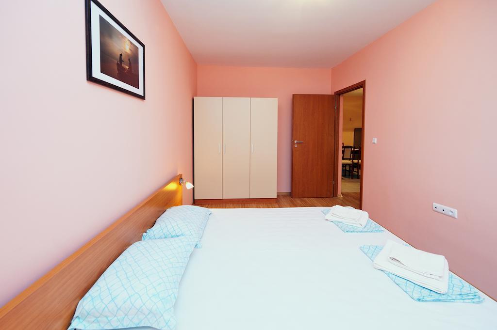 Apartments Dimitrovi Pomorie Room photo